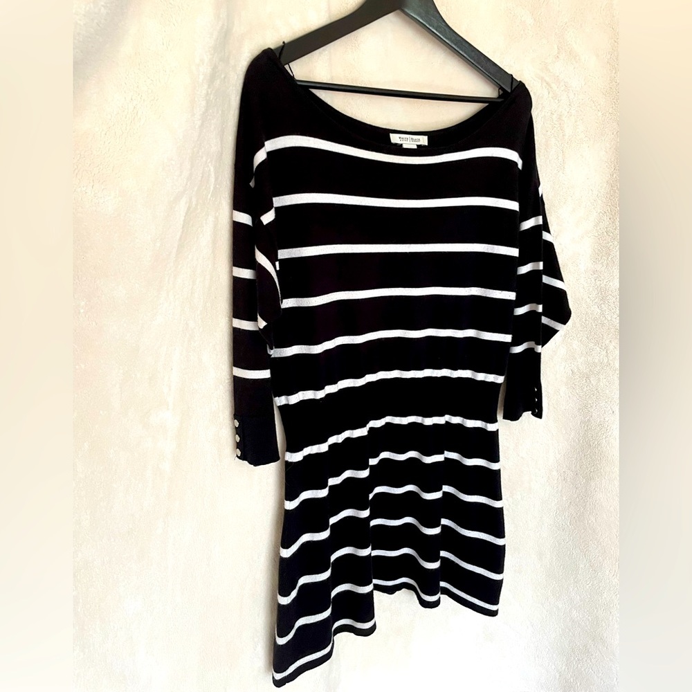 White House Black Market Women’s Boat Neck Black White Stripe Sweater Mini Dress